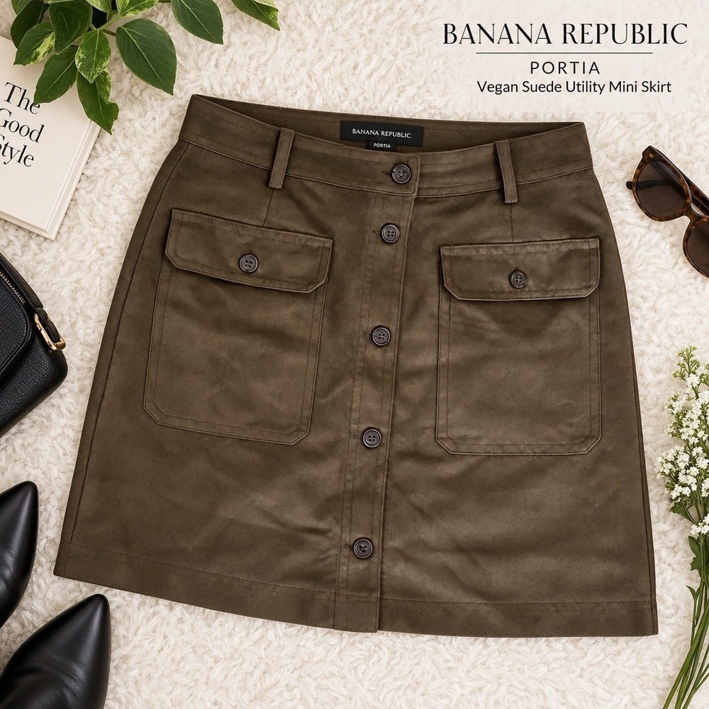 Banana Republic "Portia" Vegan Suede Utility Mini Skirt Sz 8 Cargo Green EUC